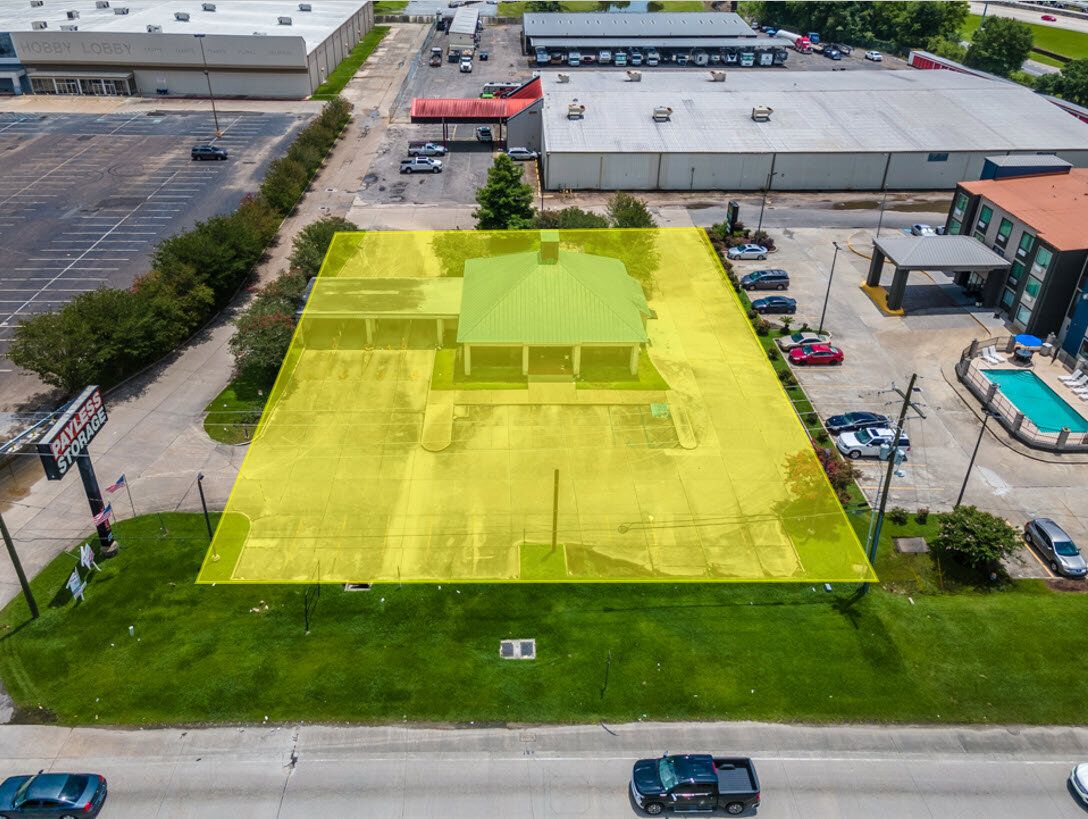 I-12 Interchange Build-To-Suit: 1747 Oneal Ln, Baton Rouge, LA 70816